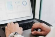 Минцифры рассказало о поддержке цифровизации малого бизнеса